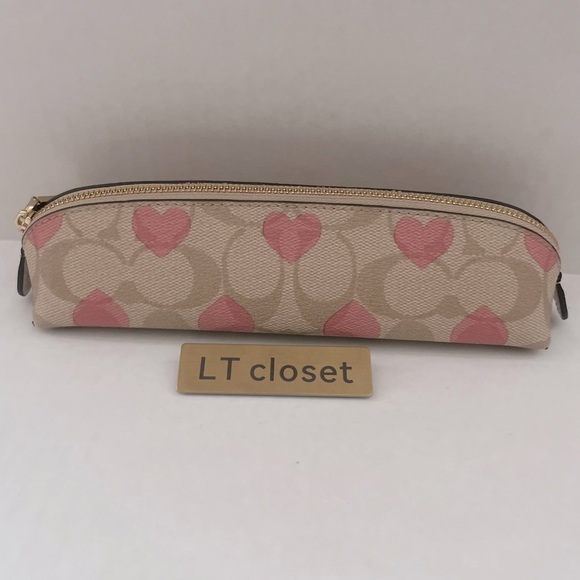 Coach Pencil Case In Signature Canvas With Heart Print NWT - Picture 2 of 6